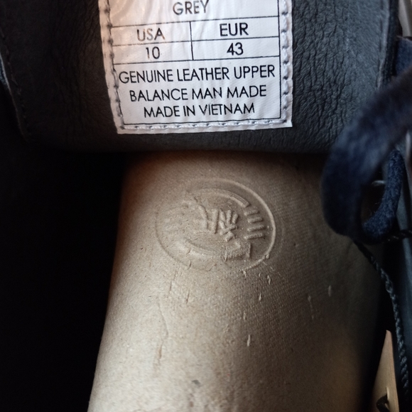 VLADO VALENTINO men's size 10 - Picture 6 of 7